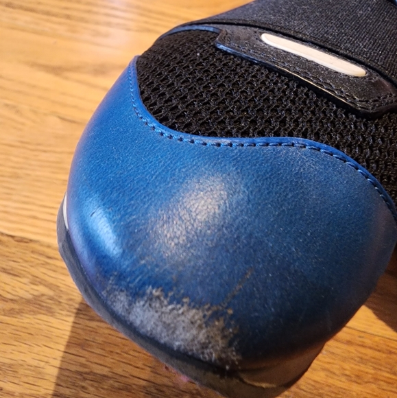 Authentic Balenciaga Scuba Sneakers - Picture 9 of 10